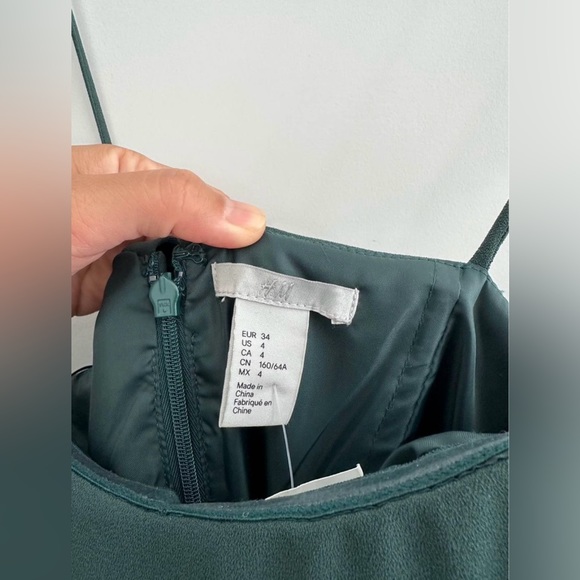 H&M Forrest Green Jumpsuit - Picture 3 of 3